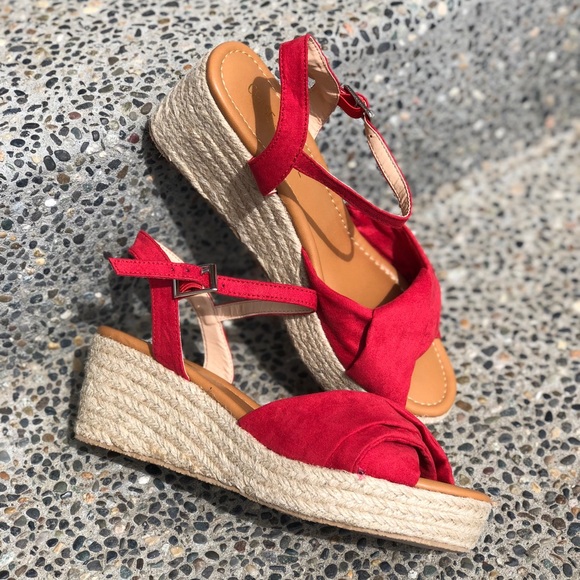 Red espadrille wedges - Picture 6 of 7